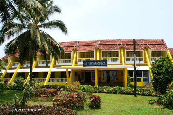 ホテル Colva Residency エクステリア 写真
